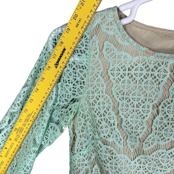 Maia Women 4 Kelly Green Dress Lace Overlay 3/4 Sleeve Nude Lining Scalloped Hem - Picture 13 of 16